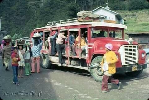 Dangwa Tranco taking in new passengers along Halsema road